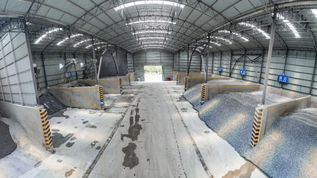 PANO0002-Pano.jpg 5.jpg